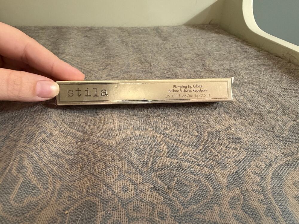 Stila plumping lip glaze shade clear